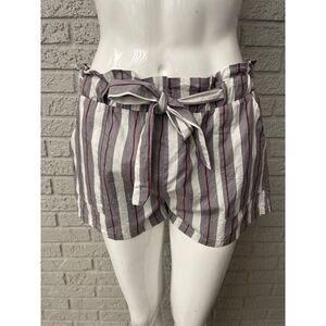 Harmony Girls Striped Paper Bag Style Short Size 6 (juniors)